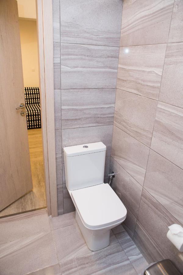 Stylish, Comfortable, Basement Loft-Like Apartment With Amenities Athens Exterior photo