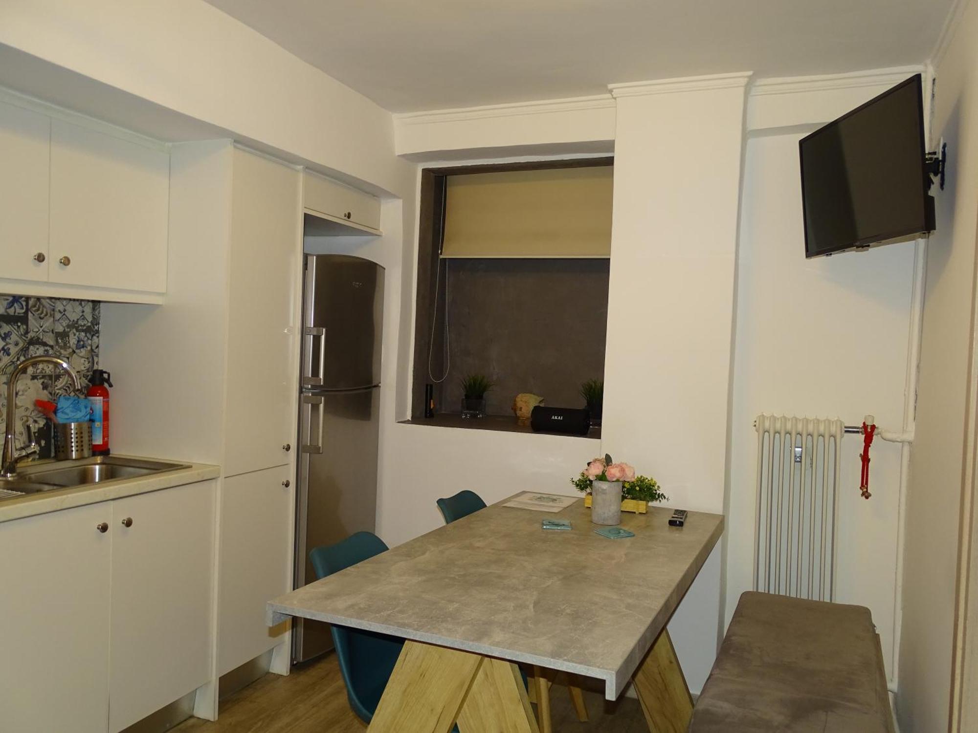Stylish, Comfortable, Basement Loft-Like Apartment With Amenities Athens Exterior photo